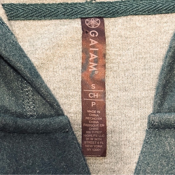 GAIAM Yoga Hoodie Sweatshirt Sweater Top Pullover Active Sport Athleisure - Picture 4 of 9